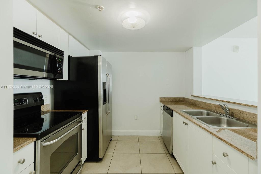 60 NW 37th Ave 405
