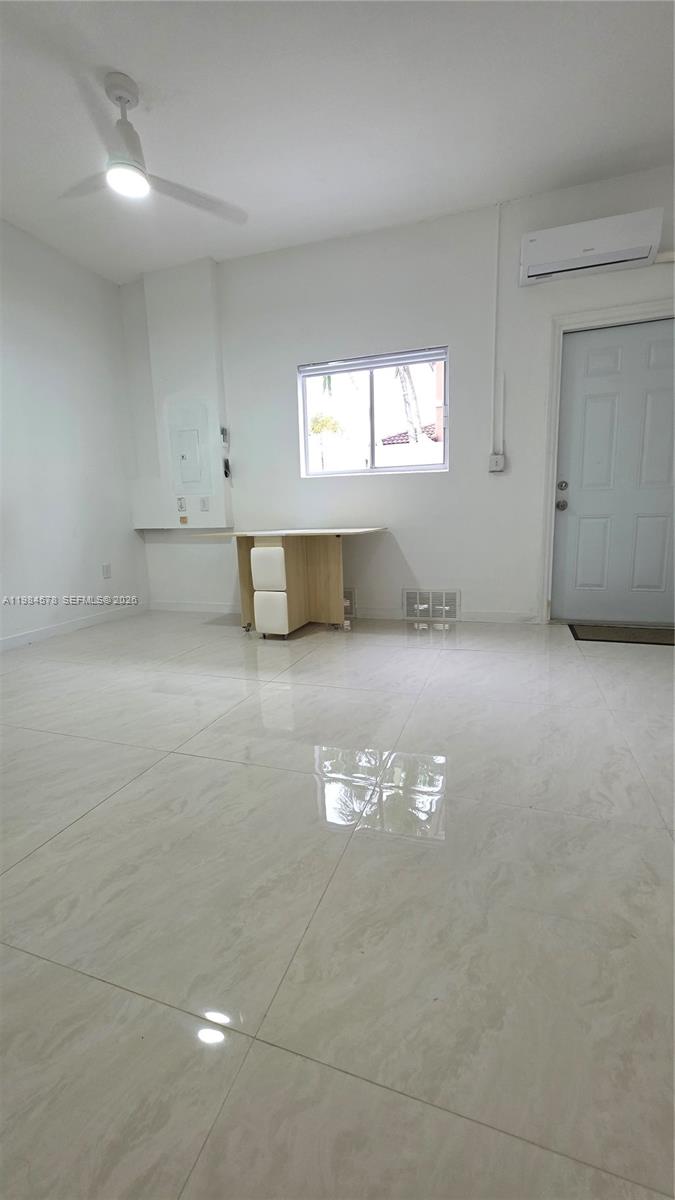 MILON VENTURE - Residential Lease