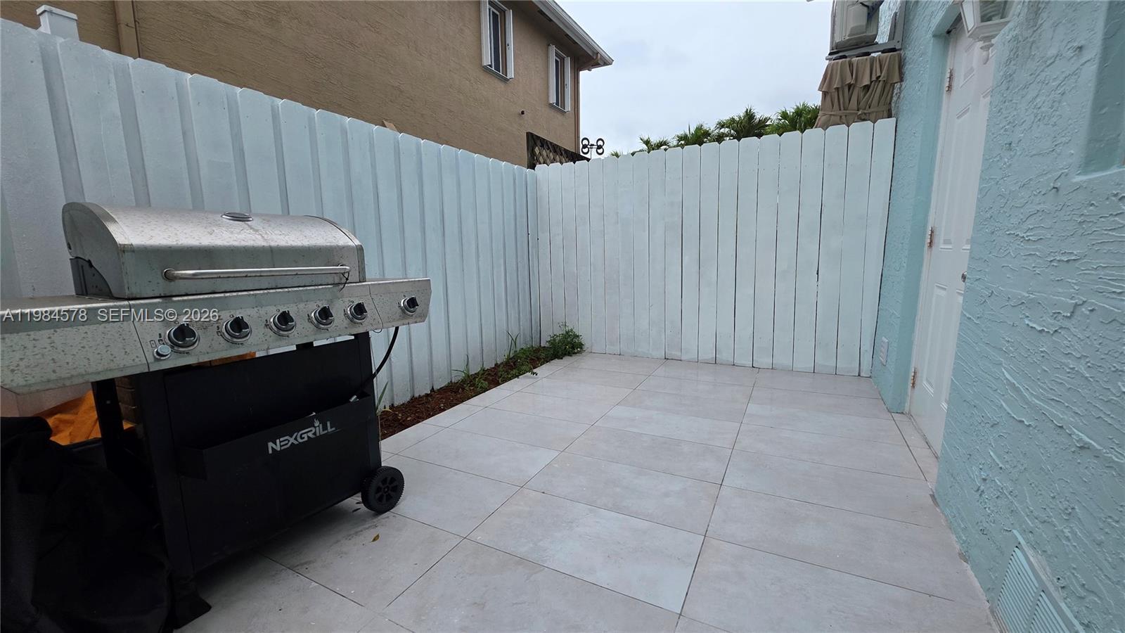 MILON VENTURE - Residential Lease