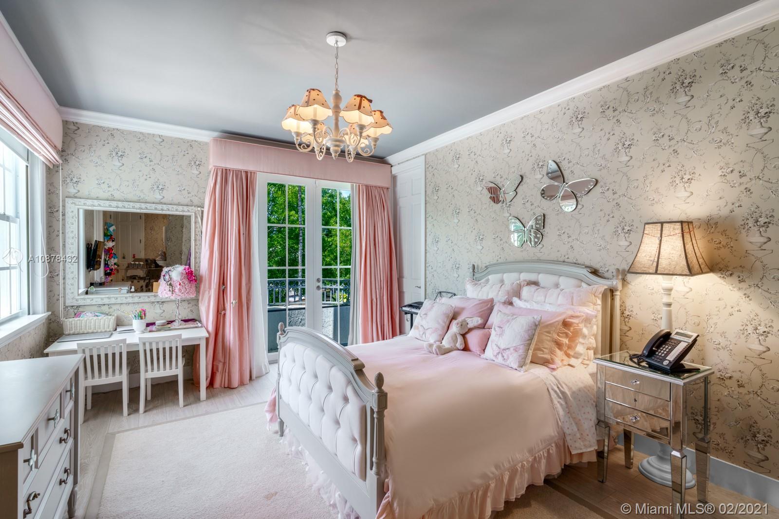 GRAND KEY ESTATES - Residential