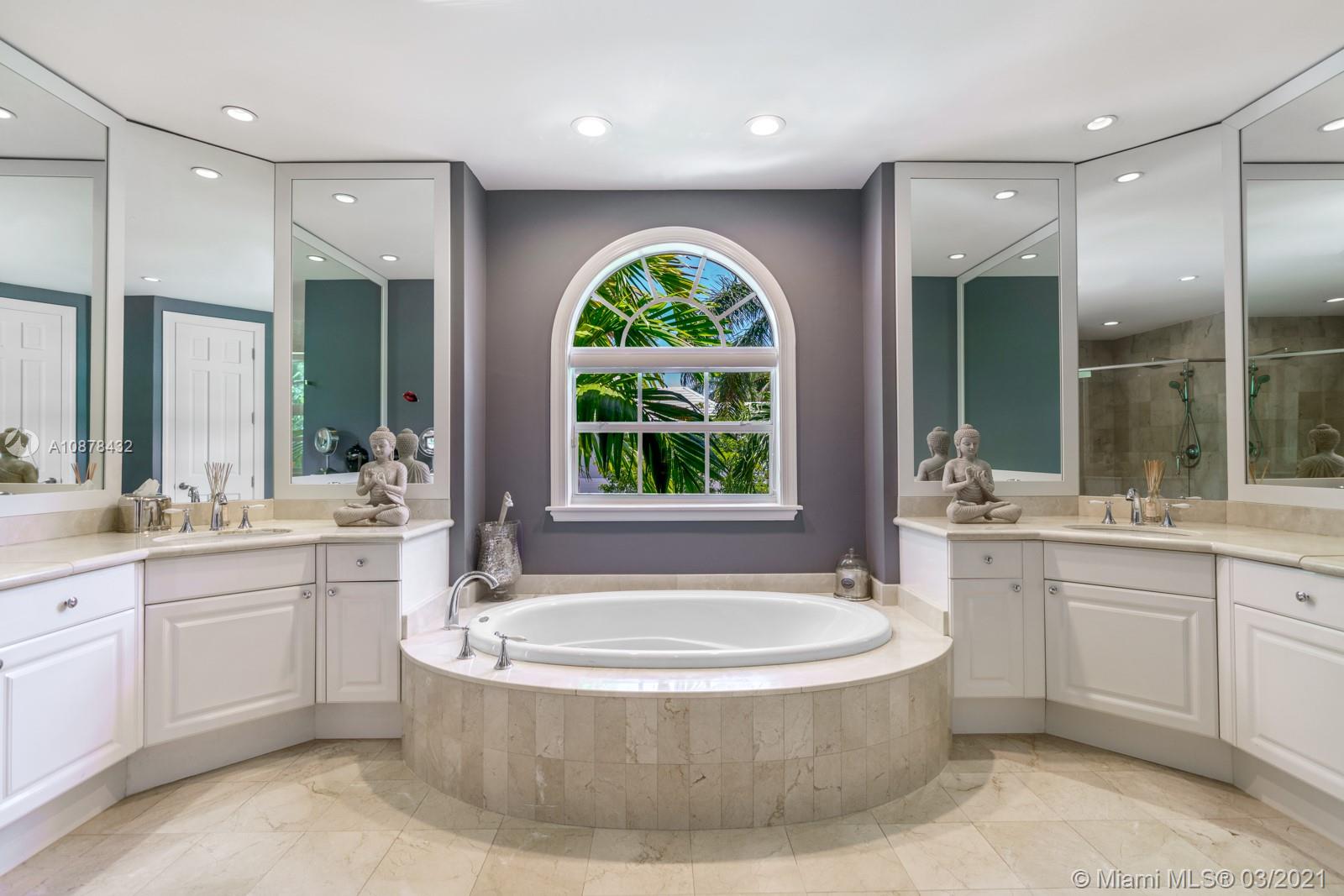 GRAND KEY ESTATES - Residential