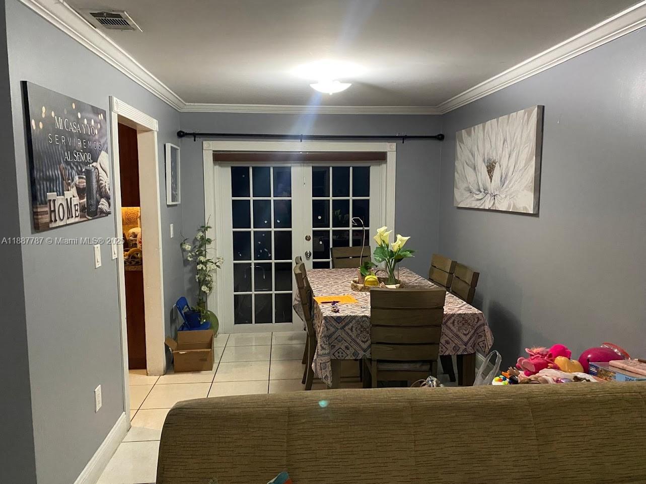 LAKES OF ACADIA UNIT 3 TH - Residential Lease