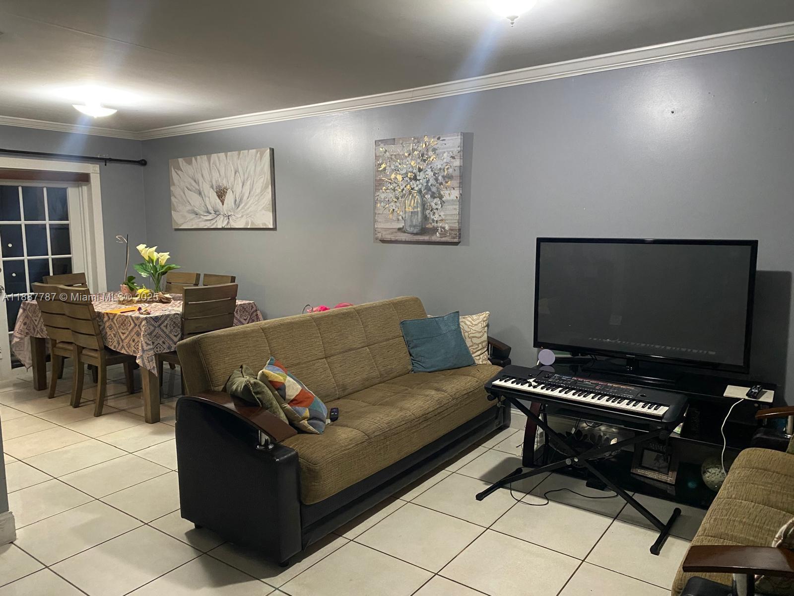LAKES OF ACADIA UNIT 3 TH - Residential Lease