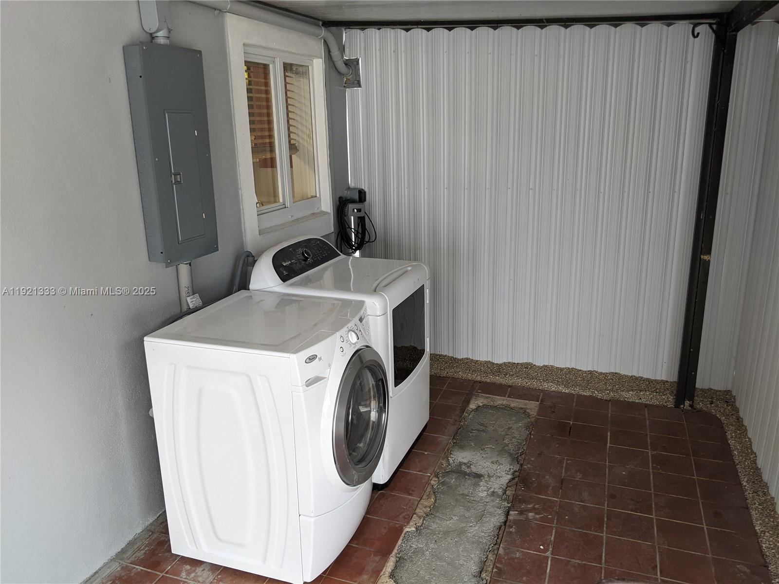 DRIFTWOOD ACRES NO 20 - Residential Lease