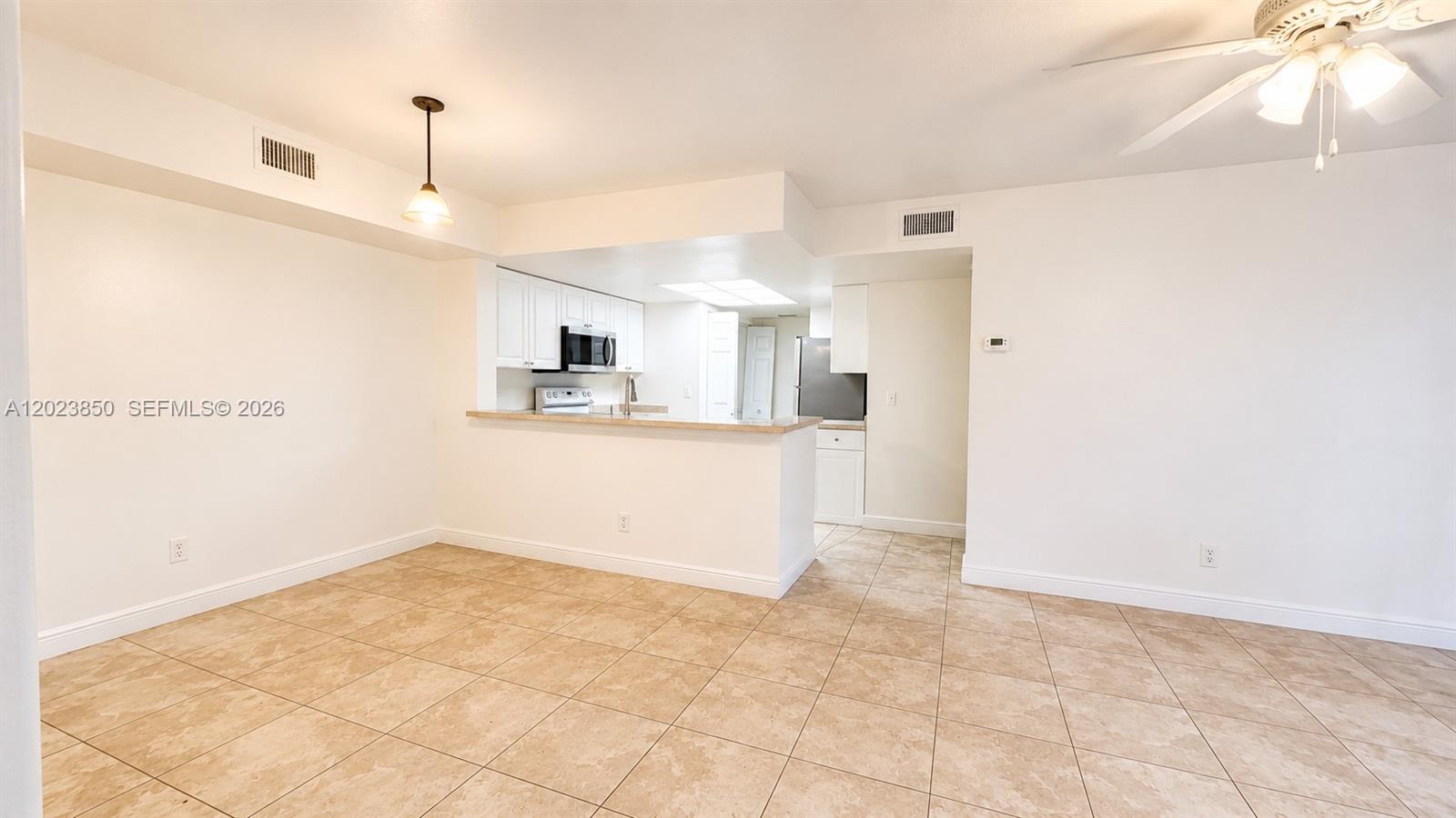 VISCONTI CONDO - Residential