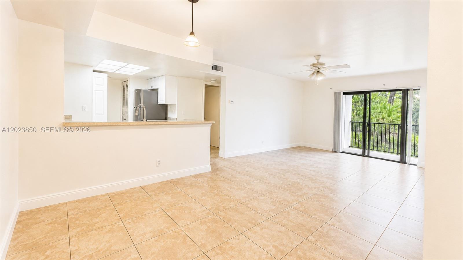 VISCONTI CONDO - Residential