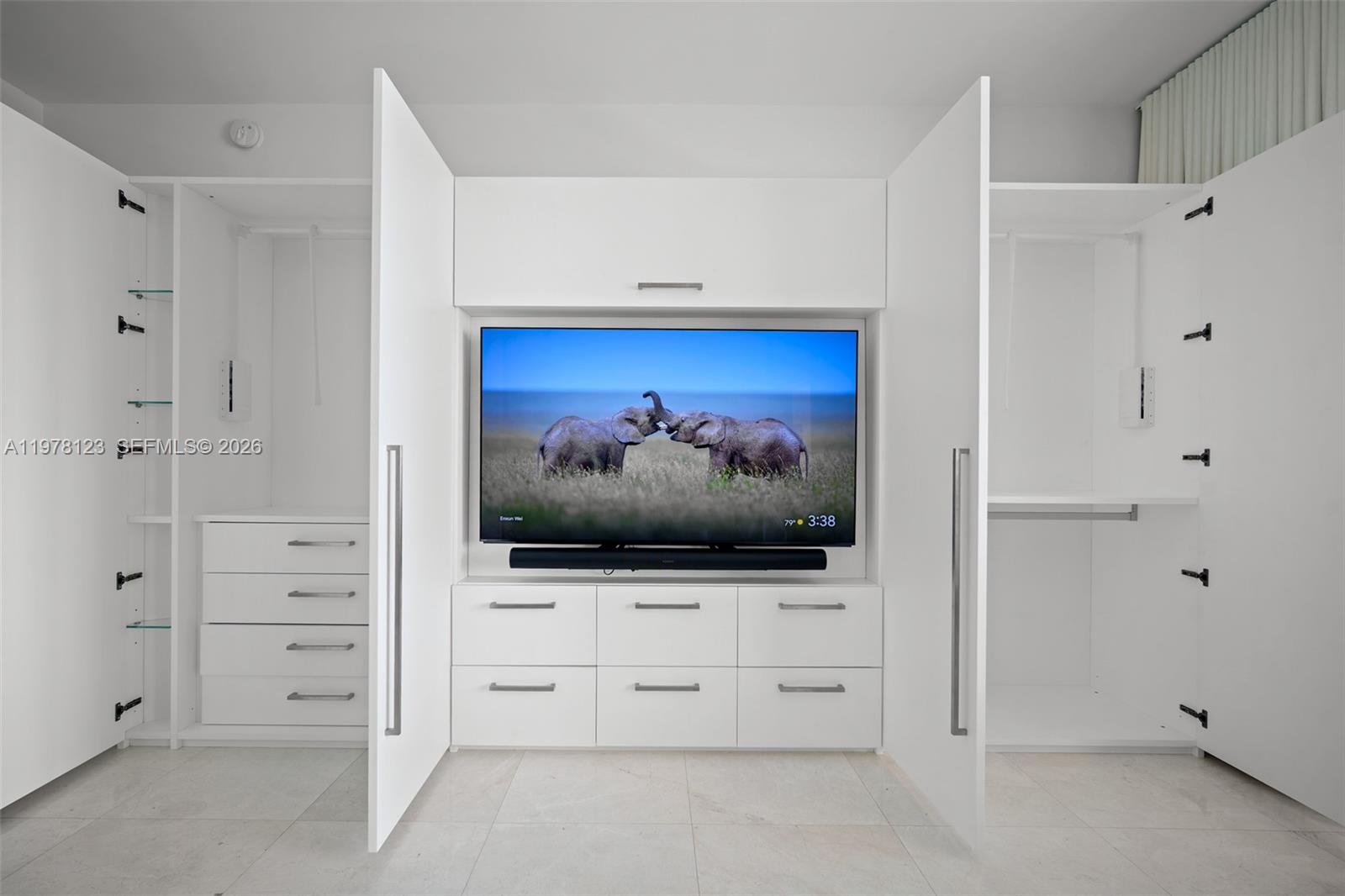 BAYVIEW FISHER ISL CONDO - Residential