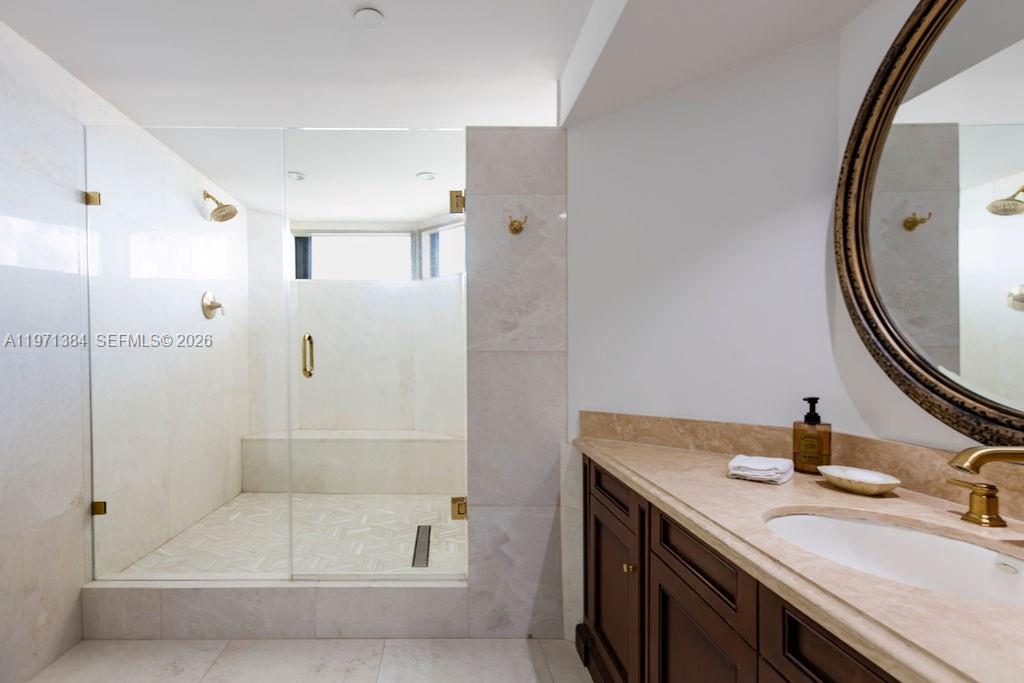 3000 ISL BLVD WILLIAMS IS - Residential