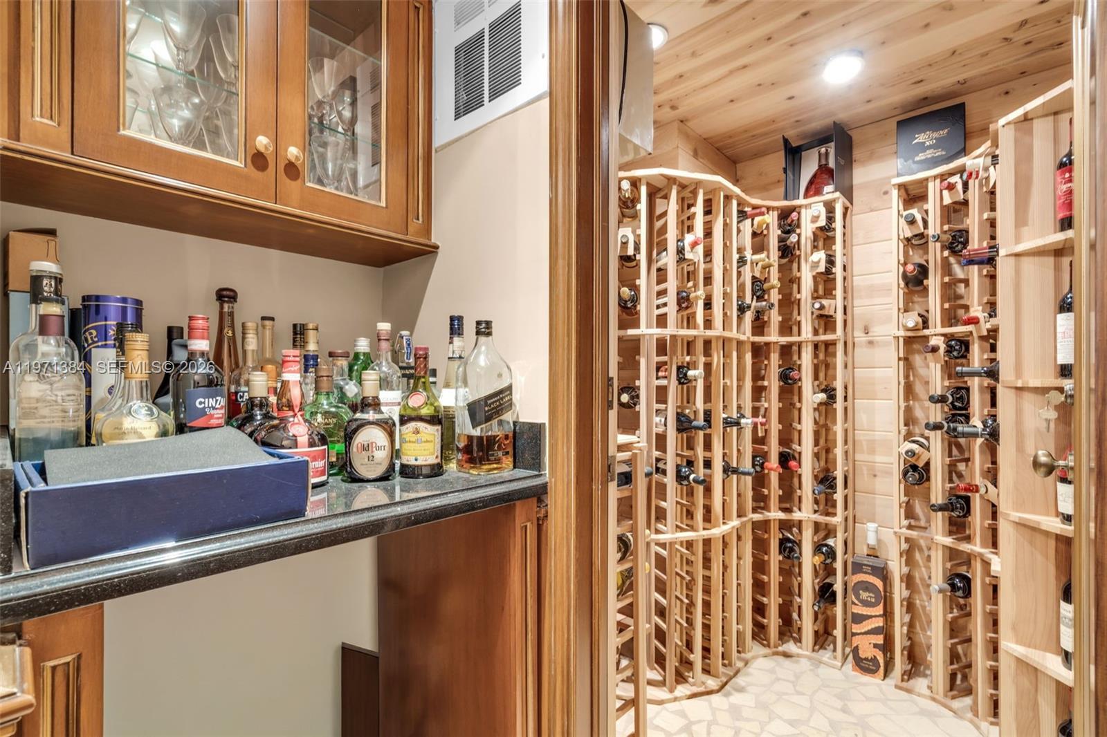 3000 ISL BLVD WILLIAMS IS - Residential