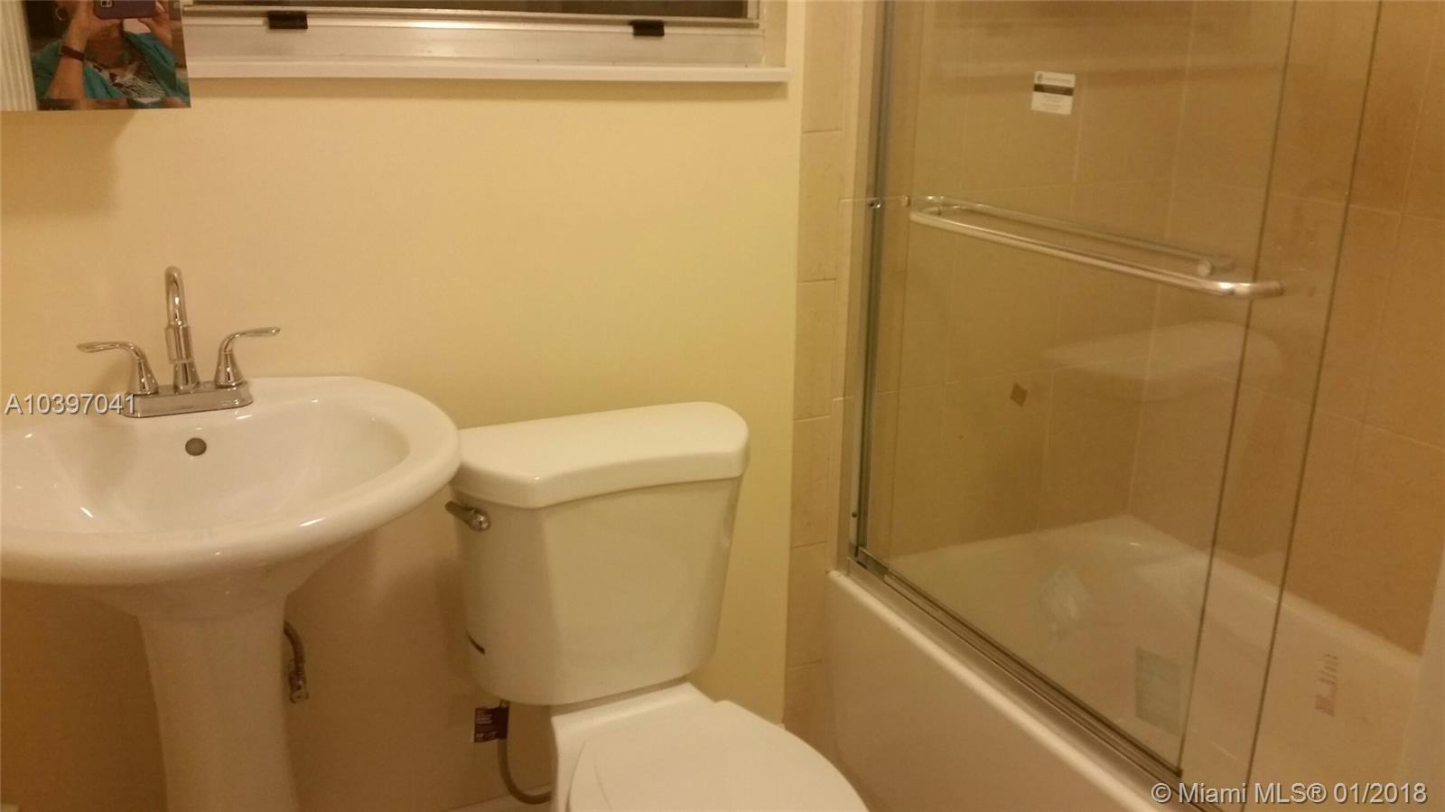 HOLLYWOOD BEACH GARDENS 1 - Residential Lease