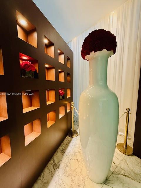 ICONBRICKELL CONDO NO 1 - Residential