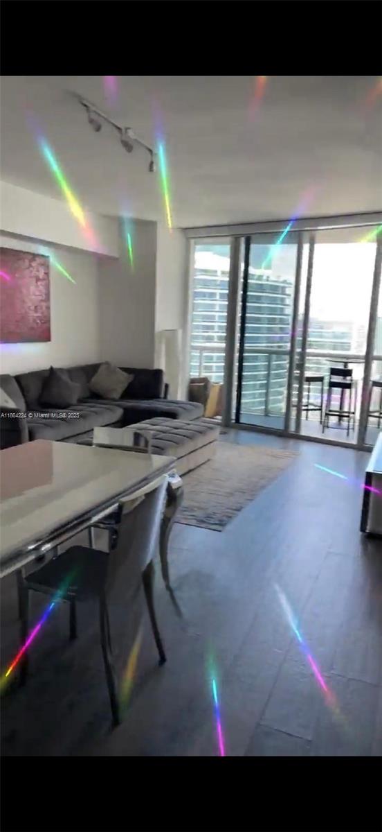 475 Brickell Ave 4910