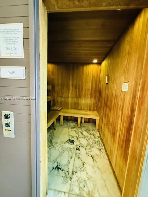 ICONBRICKELL CONDO NO 1 - Residential