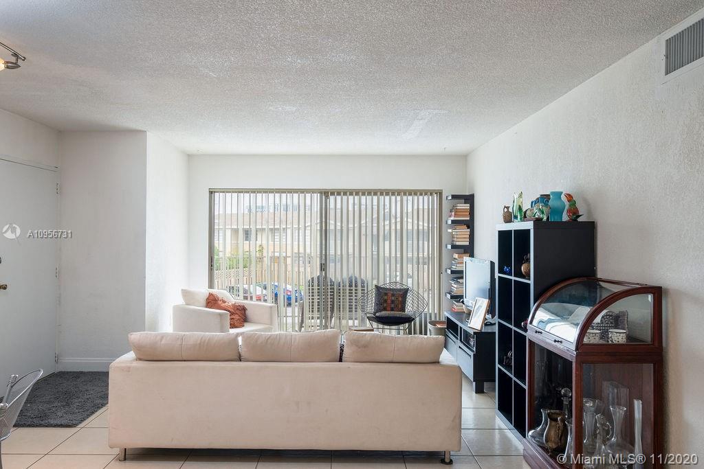 DORAL GARDENS CONDO - Residential