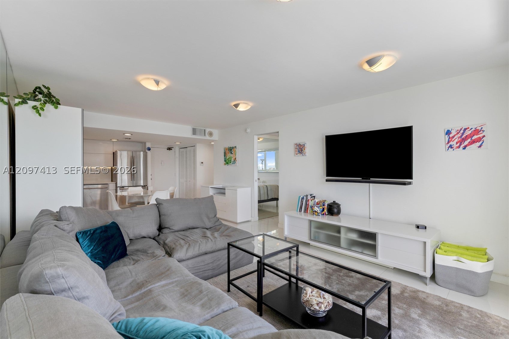 345 Ocean Dr 1012