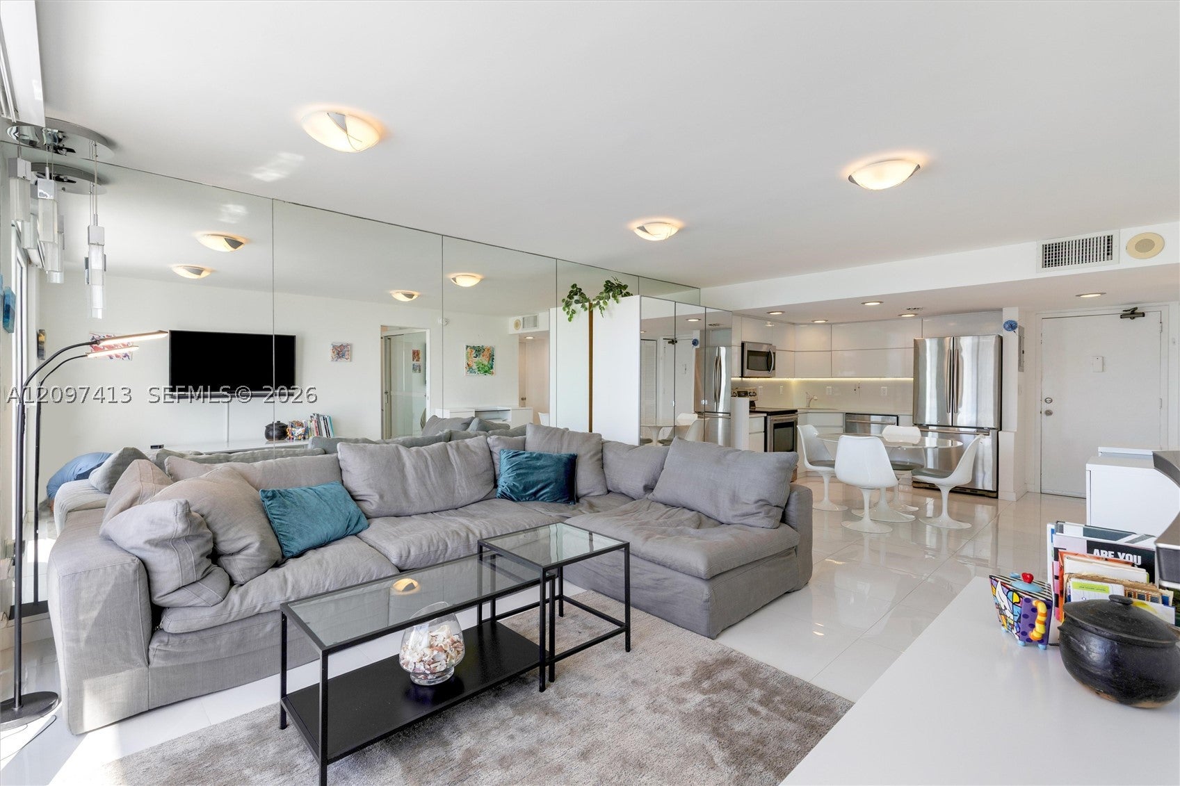 345 Ocean Dr 1012