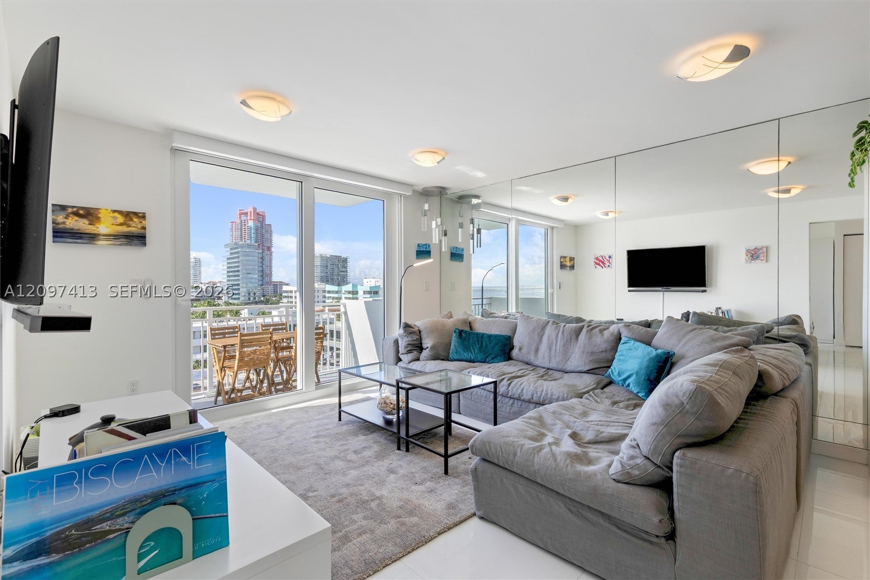345 Ocean Dr 1012