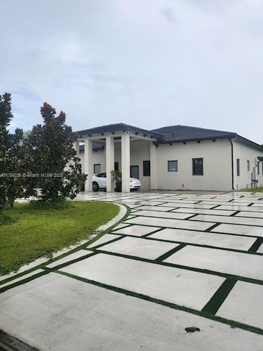 Back on the market.  Spectacular gated pool home built in 2016 on builders' acre with high ceilings and port Cache, come see it today, easy to show.