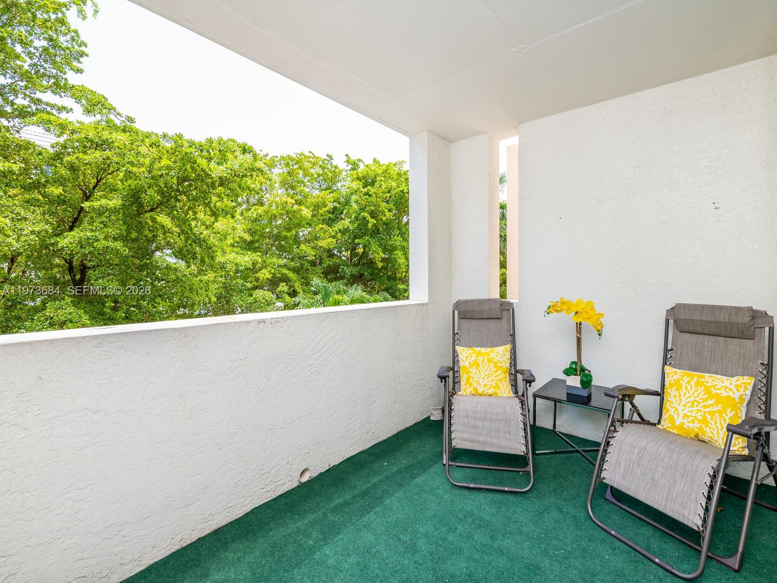 PORTO BELLAGIO CONDO - Residential