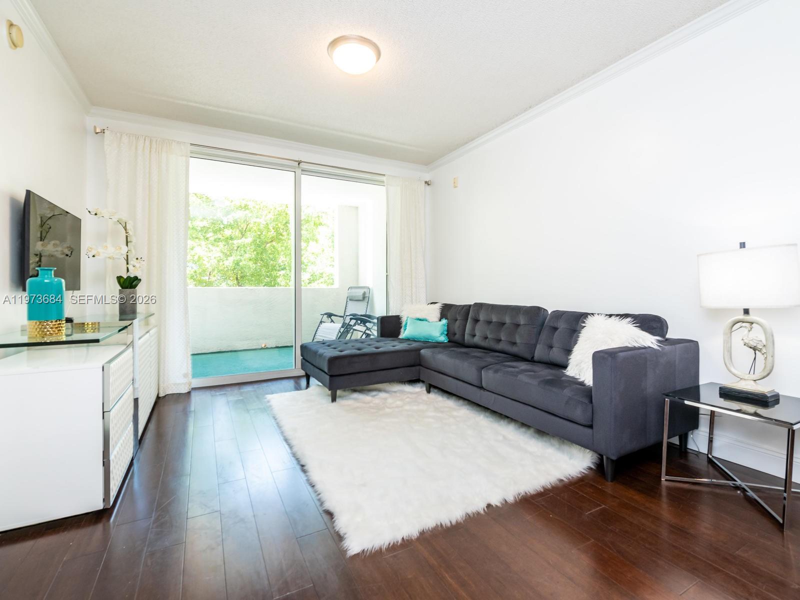 PORTO BELLAGIO CONDO - Residential