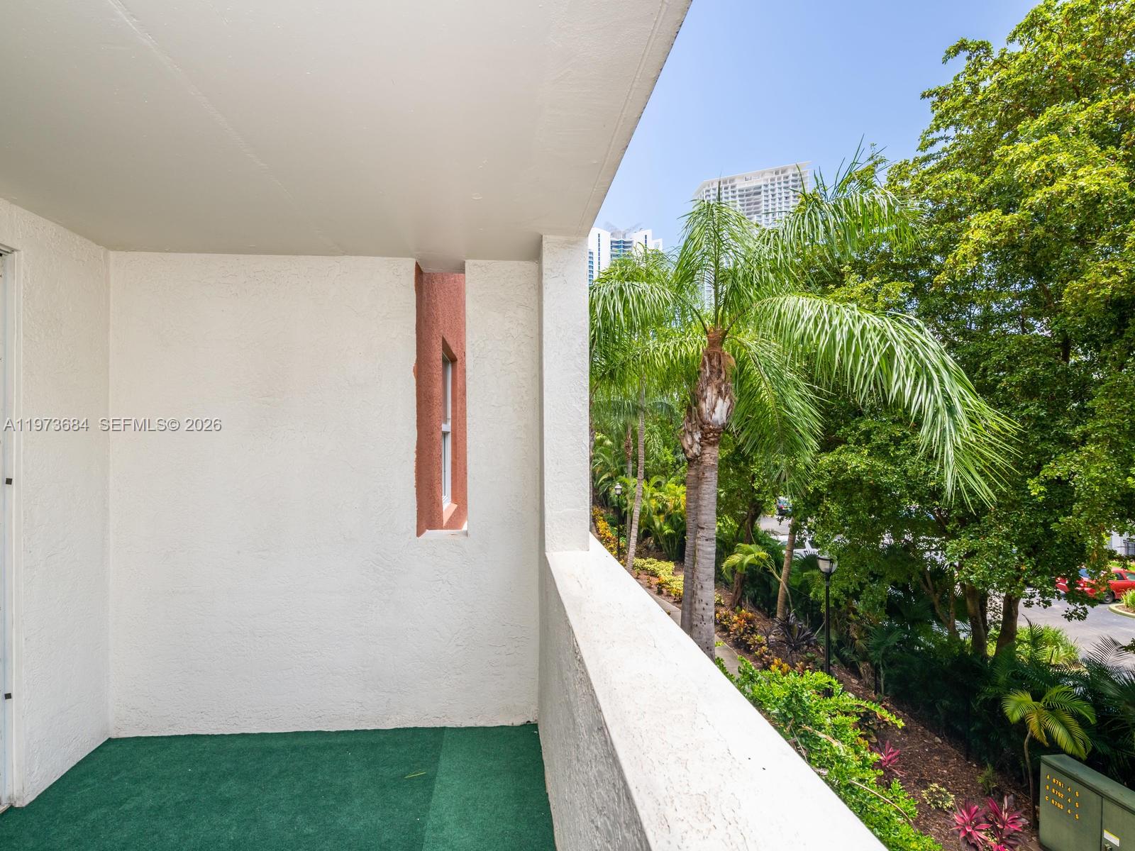 PORTO BELLAGIO CONDO - Residential