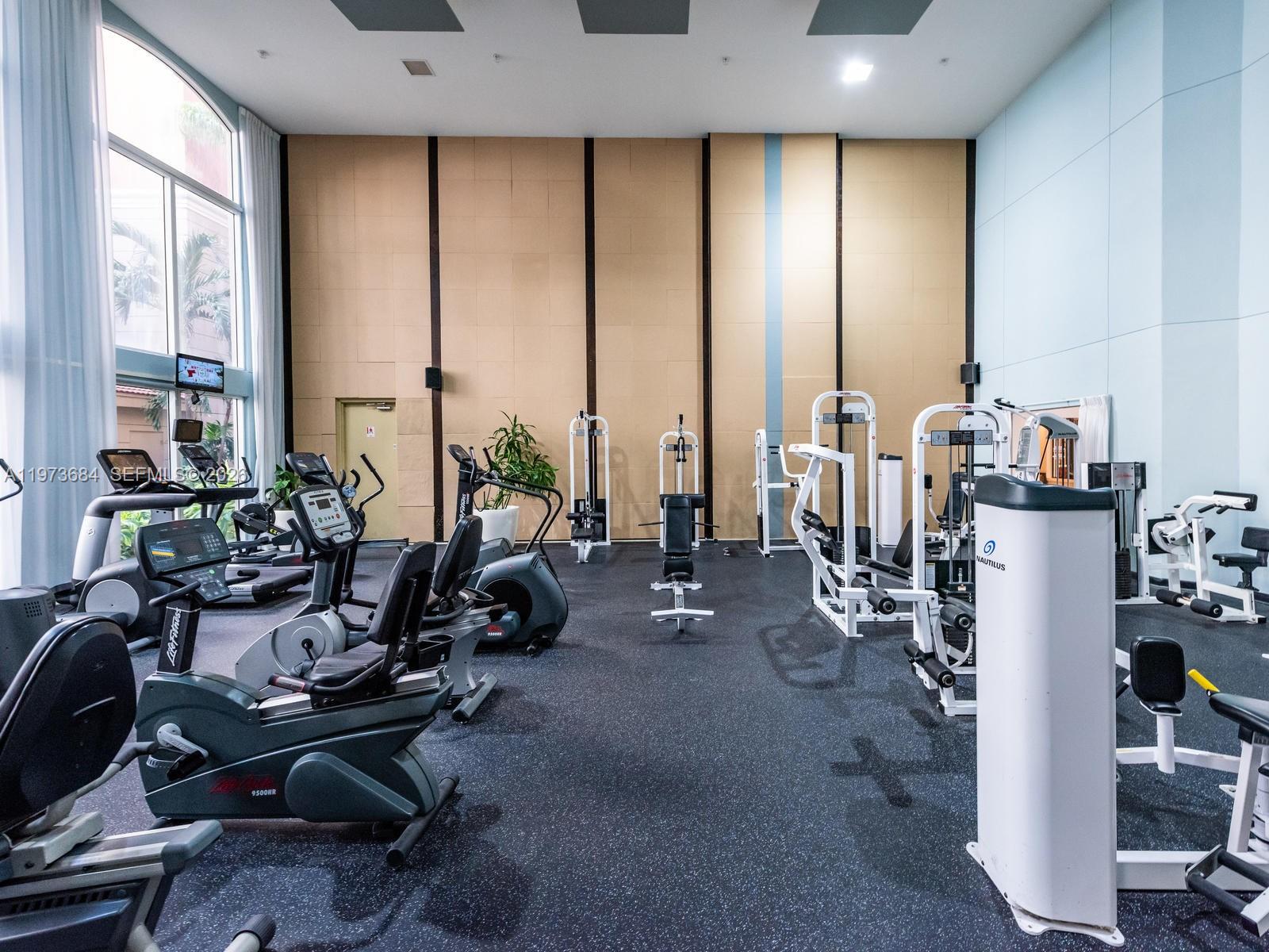 PORTO BELLAGIO CONDO - Residential