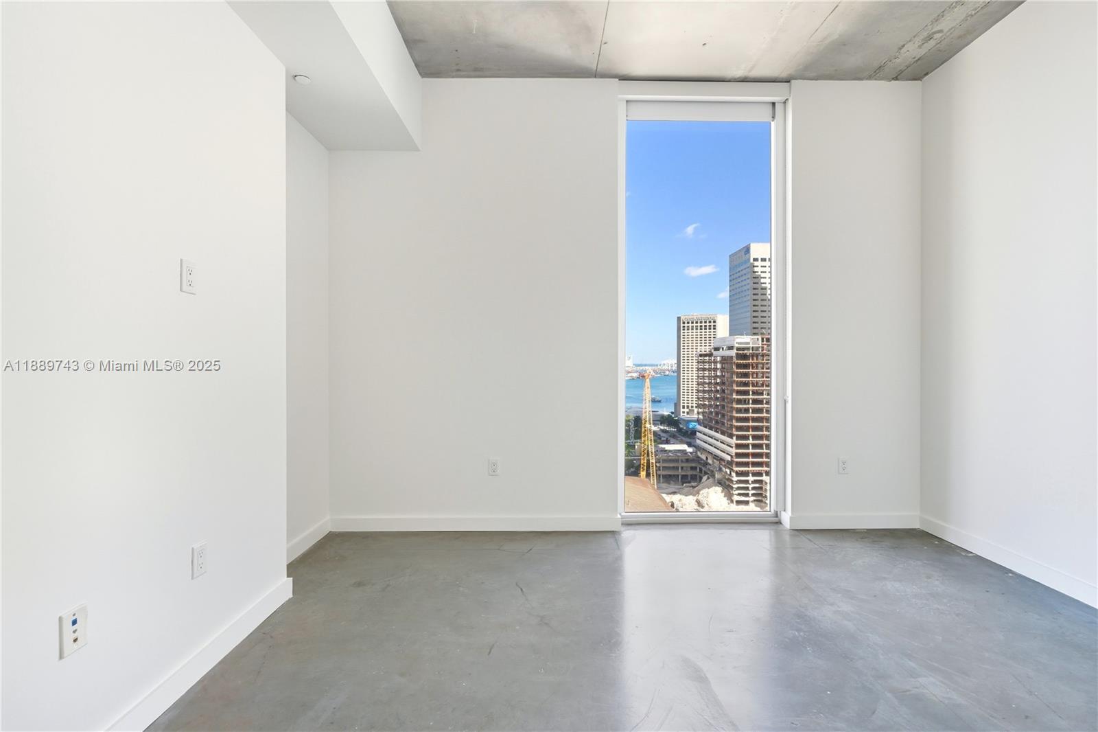 CENTRO CONDO - Residential