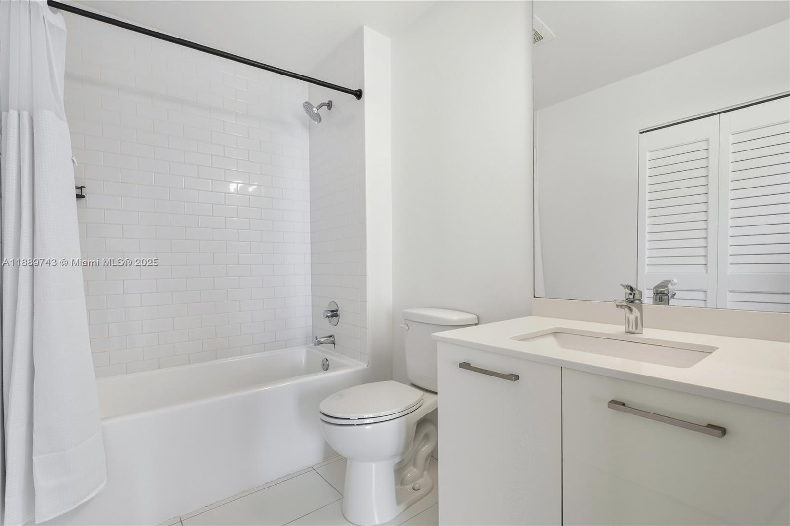 CENTRO CONDO - Residential