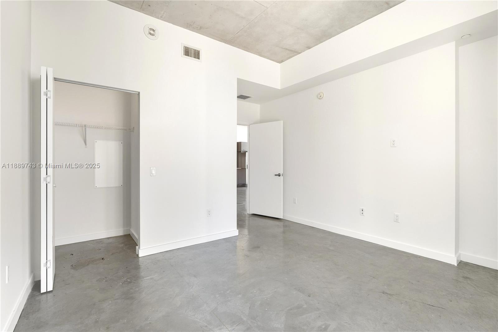 CENTRO CONDO - Residential