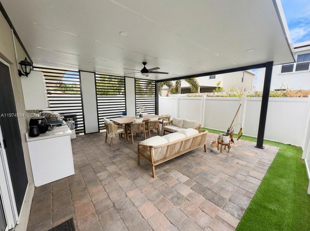 CEDAR AT KEYS GATE - Residential