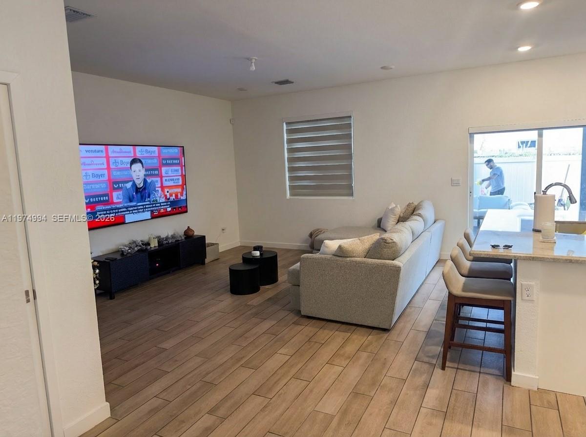 CEDAR AT KEYS GATE - Residential