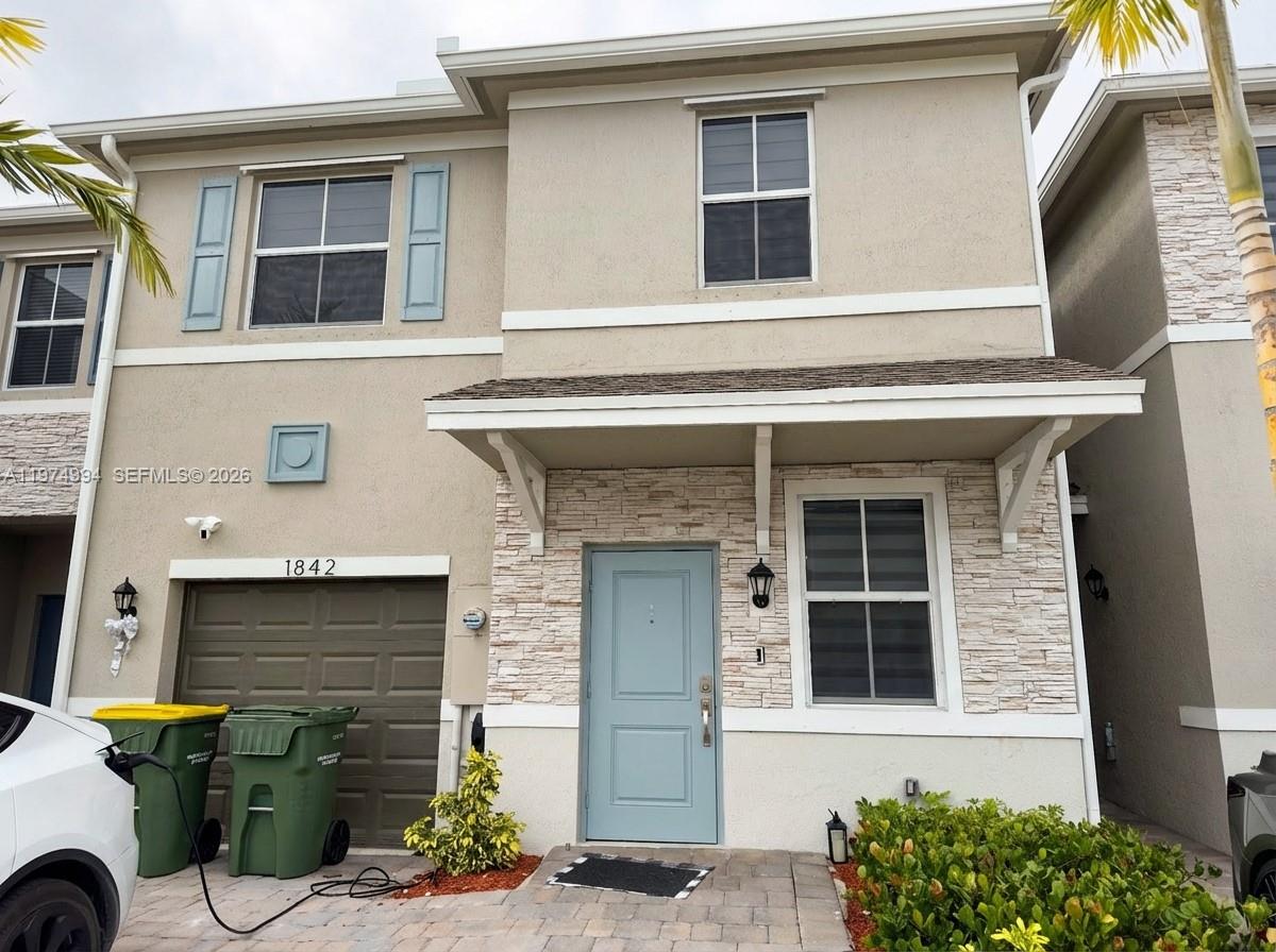 CEDAR AT KEYS GATE - Residential