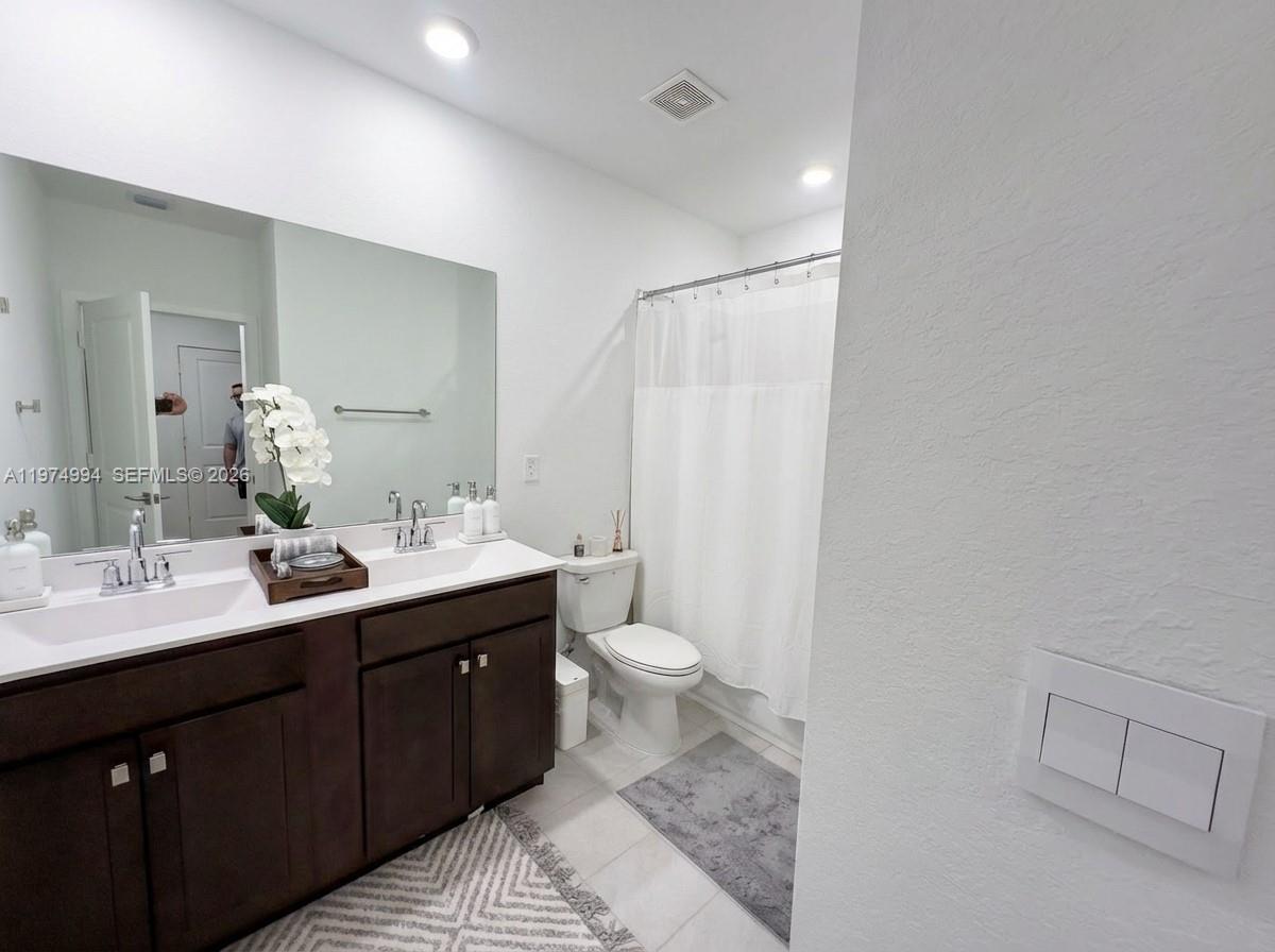 CEDAR AT KEYS GATE - Residential