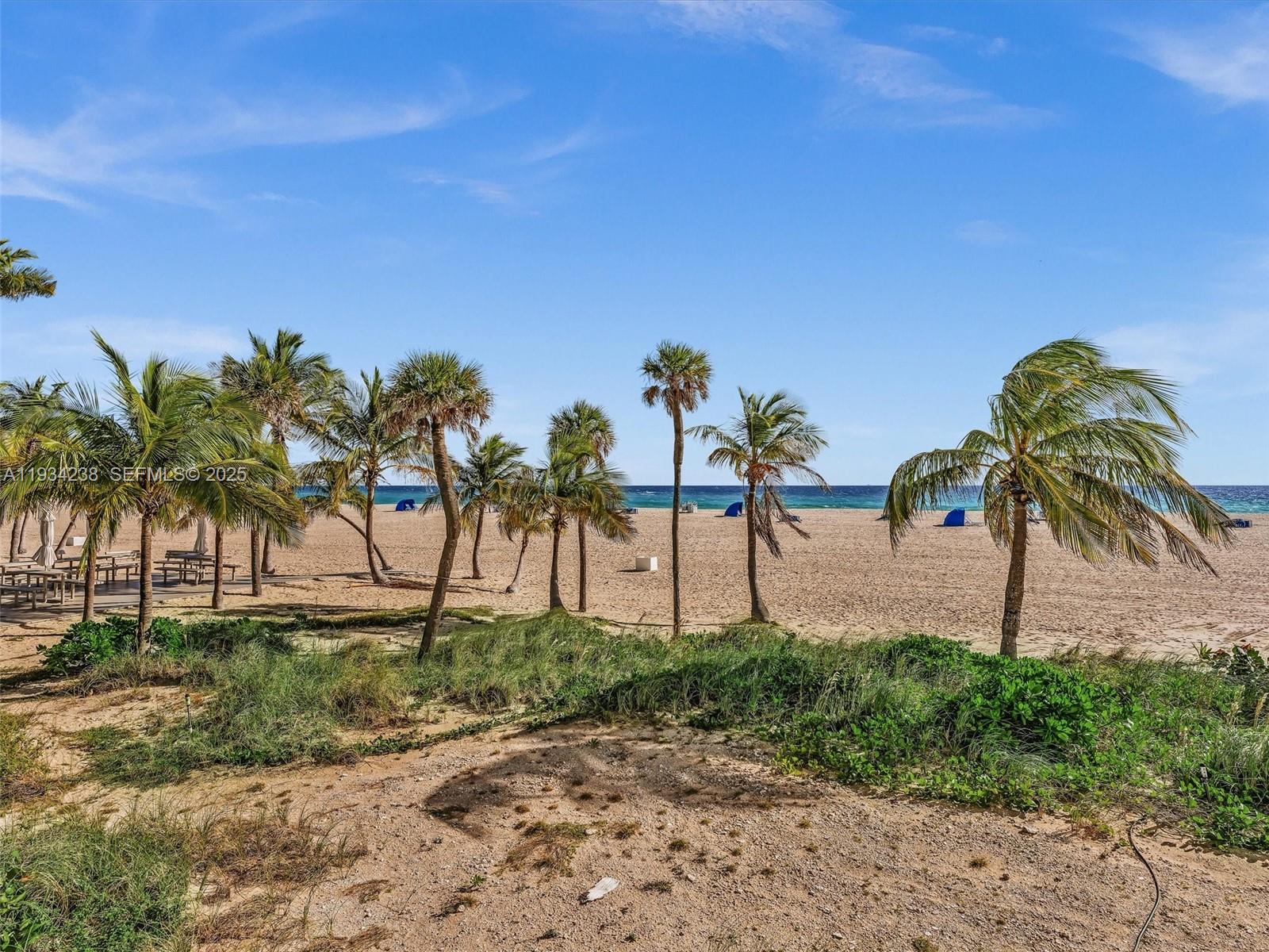 POINT OF AMERICAS II - Residential