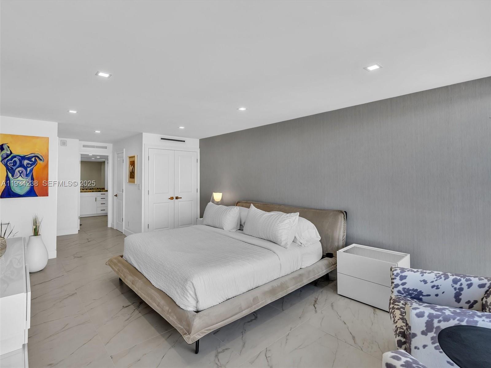 POINT OF AMERICAS II - Residential