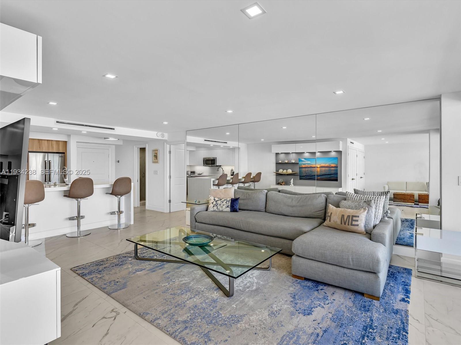 POINT OF AMERICAS II - Residential