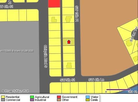 Updated - COMMERCIAL ZONE.
Cape Coral is #3 fast growing city nationwide!! This vacant, builder grade lot is now available for your commercial development endeavor or to land bank. Prime Location - 0.23 acre parcel with UTILITIES IN PLACE, less than 0.5 mile from Pine Island Rd. Located in an area with newer homes. Just north of Pine Island Rd with easy access to shopping and dining. This area is booming with new growth. Standard Cape Coral lot in size with southern exposure . Feel free to have your builder check it out. Priced to sell!