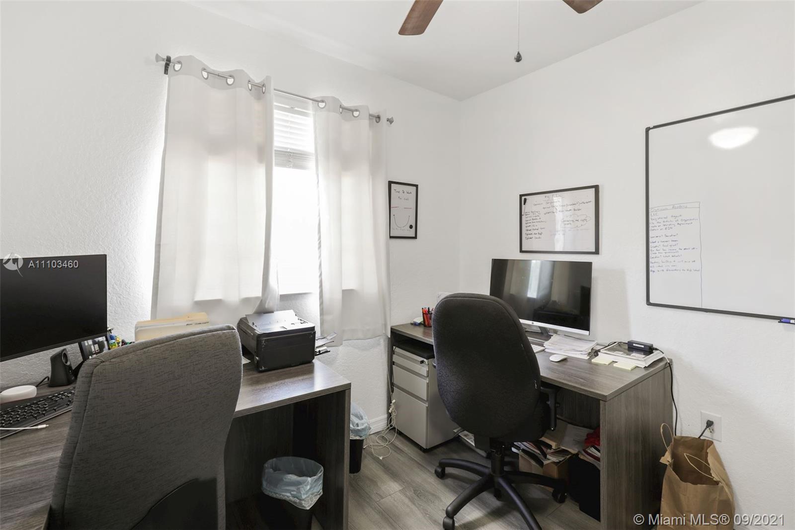 COCONUT CAY - Residential