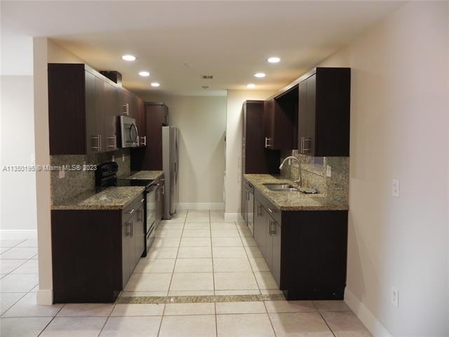 1ST ADDN TO BIRD SOUTH - Residential Lease