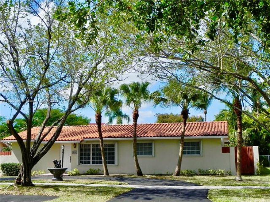 Outstanding close-in location, very quiet area between Miller and Bird off 67 Avenue. This home is in very nice condition, Modern kitchen with wood cabinets, granite countertops & SS appliances. All 3 baths are updated. Fenced backyard and lovely covered back patio make this a great find. Available 4/1/23. Owner requires credit report, plus first month's rent and two months security. Price includes lawn service.