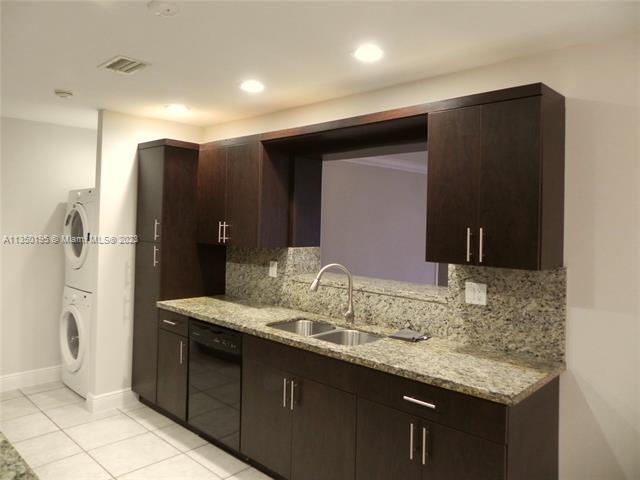 1ST ADDN TO BIRD SOUTH - Residential Lease
