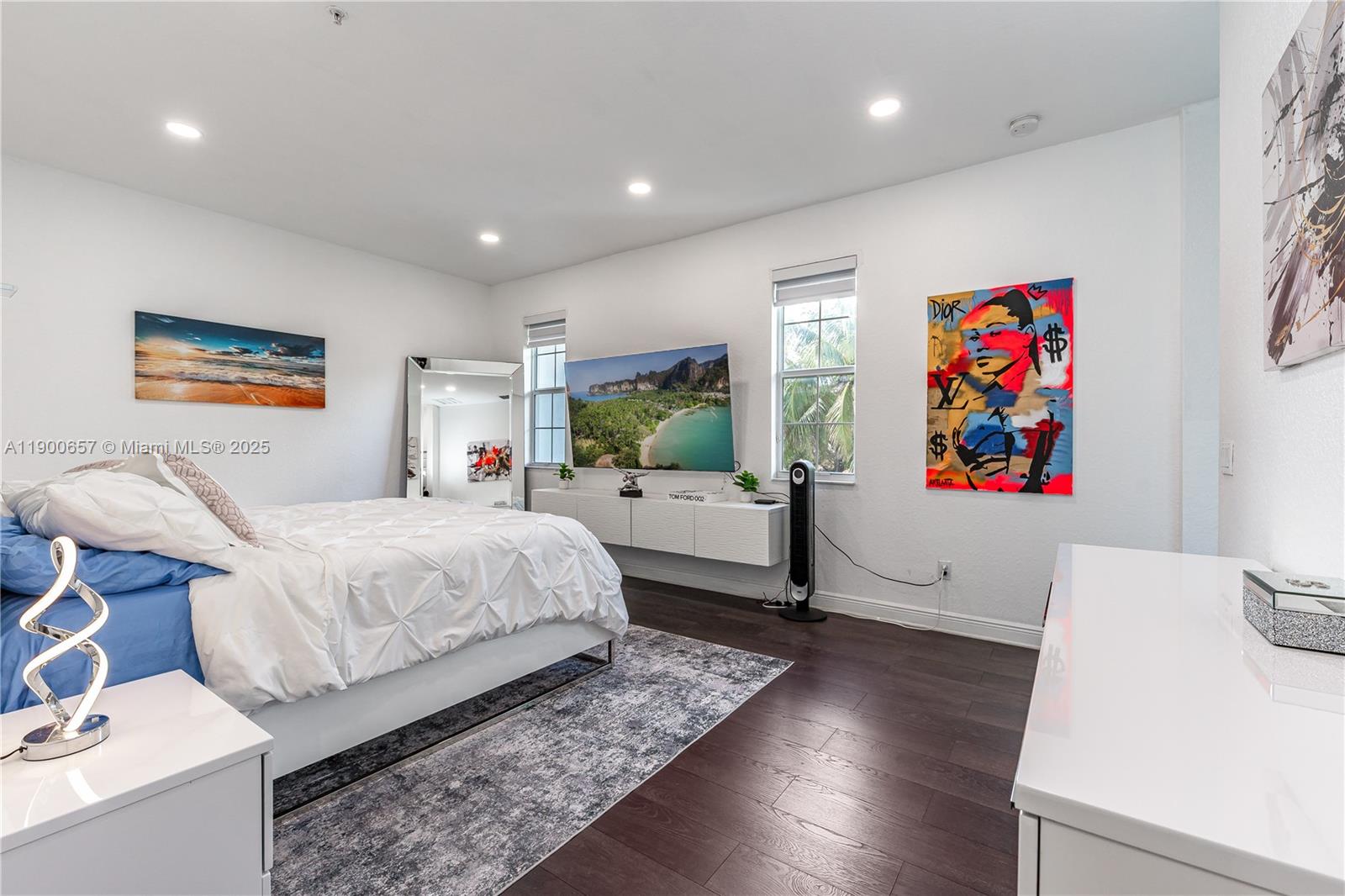 MONTCLAIR - Residential