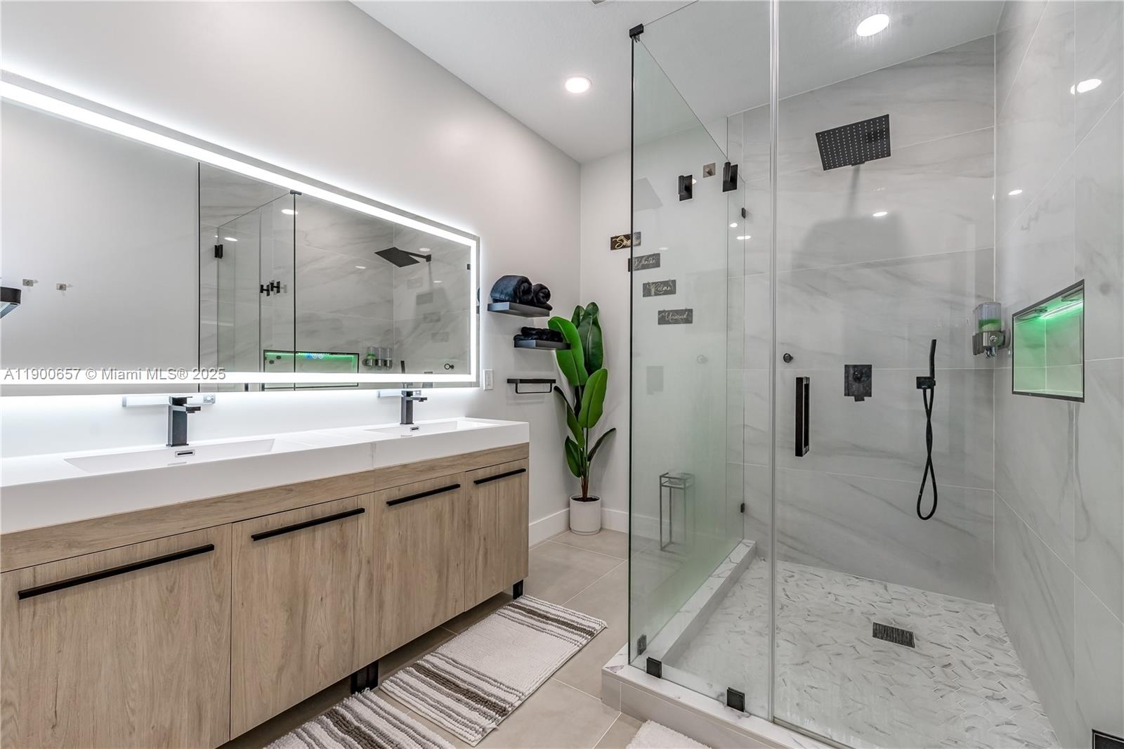 MONTCLAIR - Residential