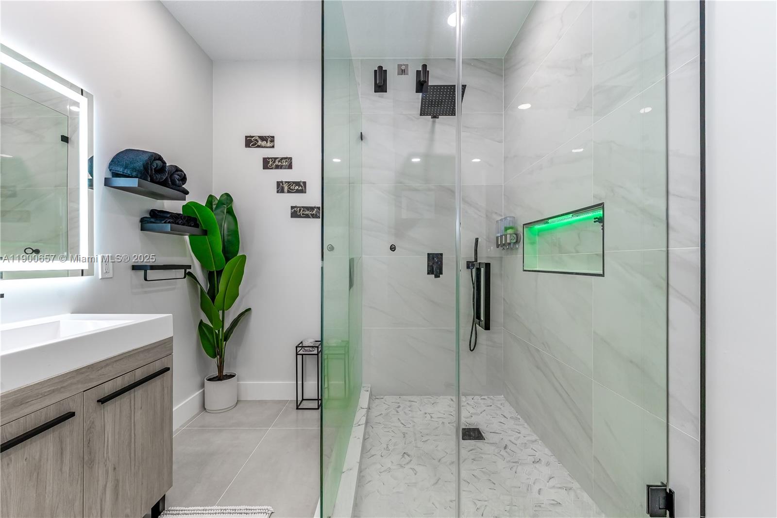 MONTCLAIR - Residential