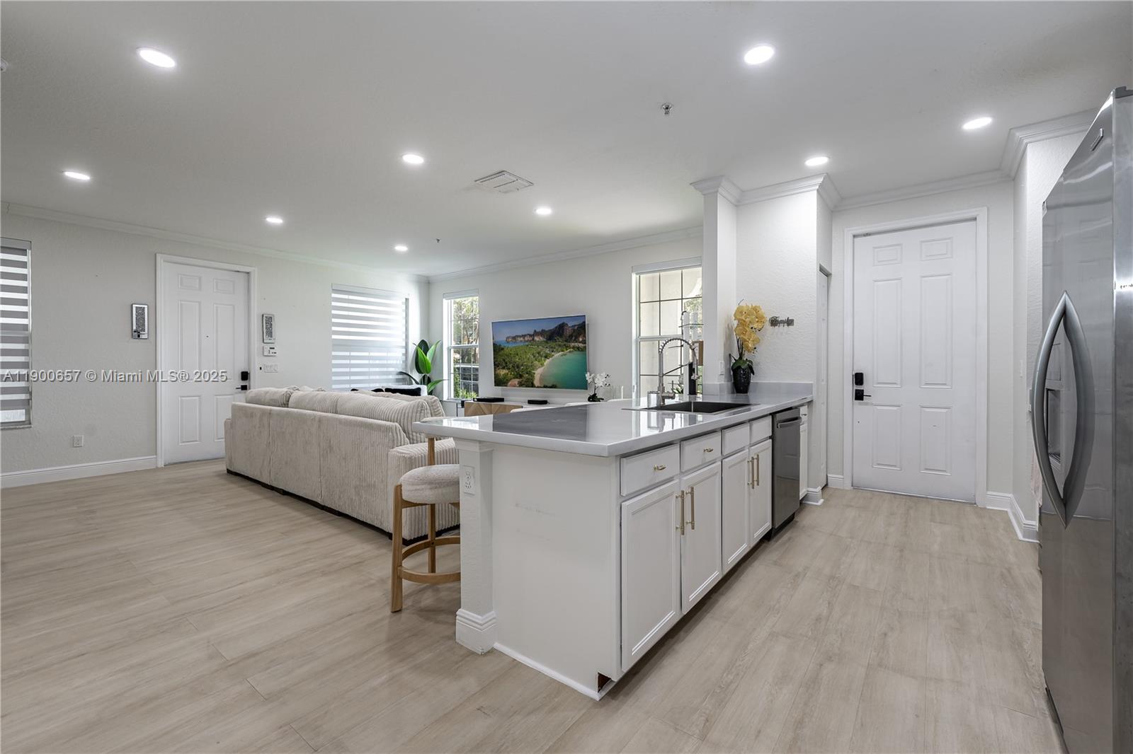 MONTCLAIR - Residential