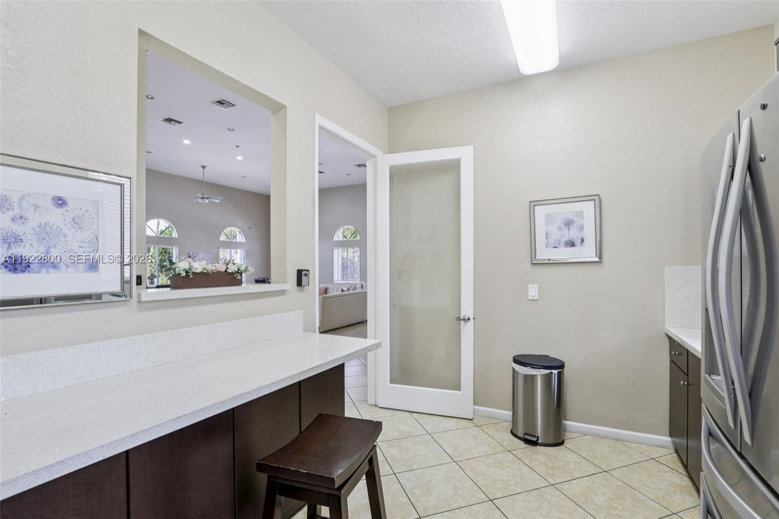 MANDARIN LAKES - Residential