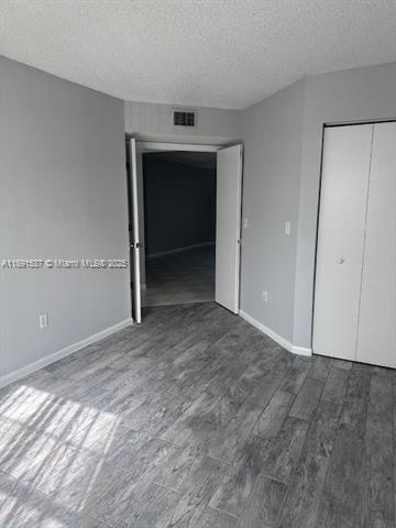 KEYS GATE CONDO NO EIGHT - Residential
