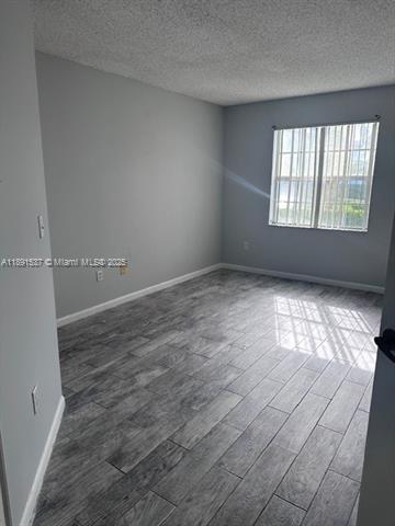 KEYS GATE CONDO NO EIGHT - Residential