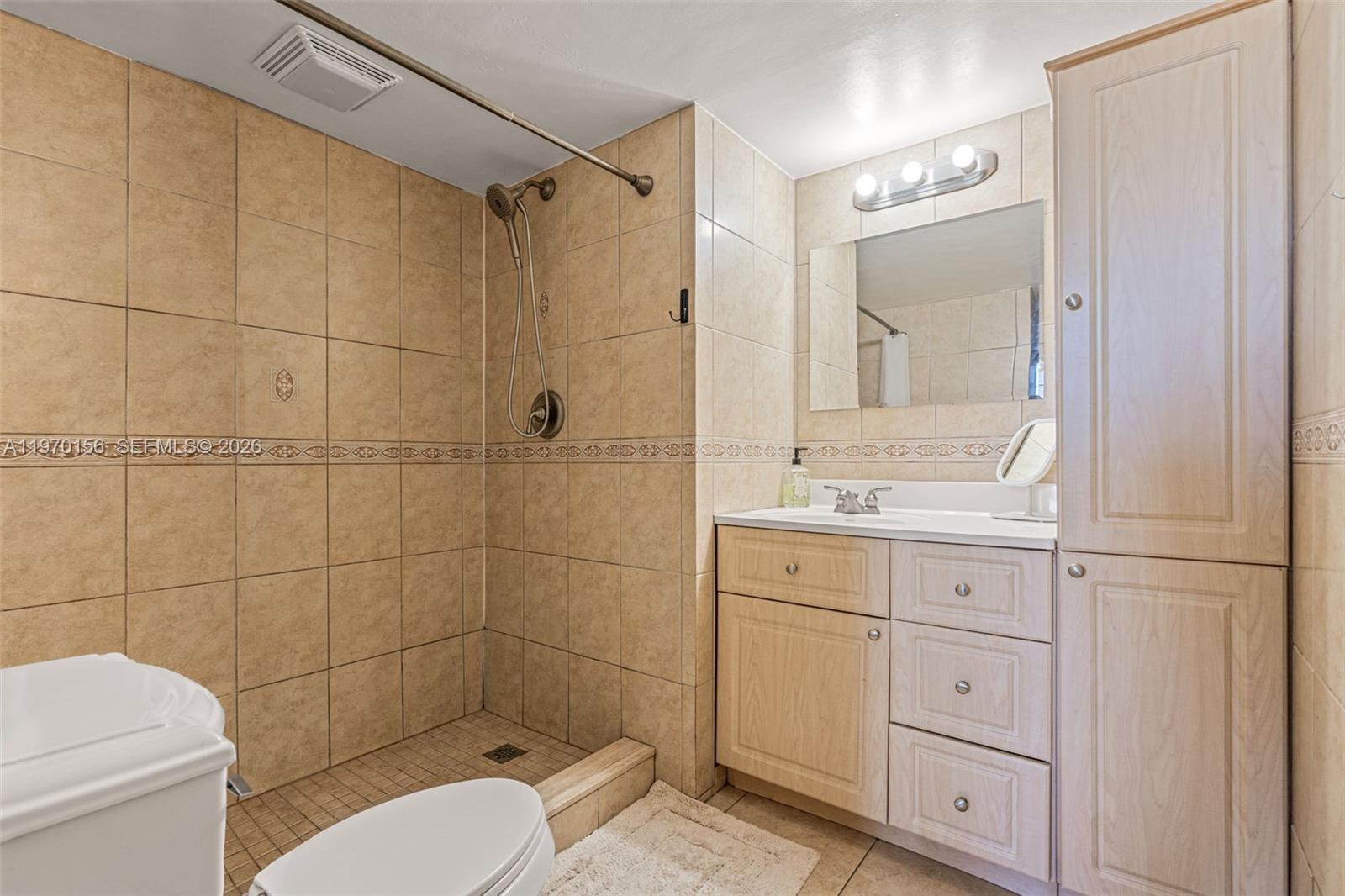 CORAL ISLE EAST CONDO - Residential Lease