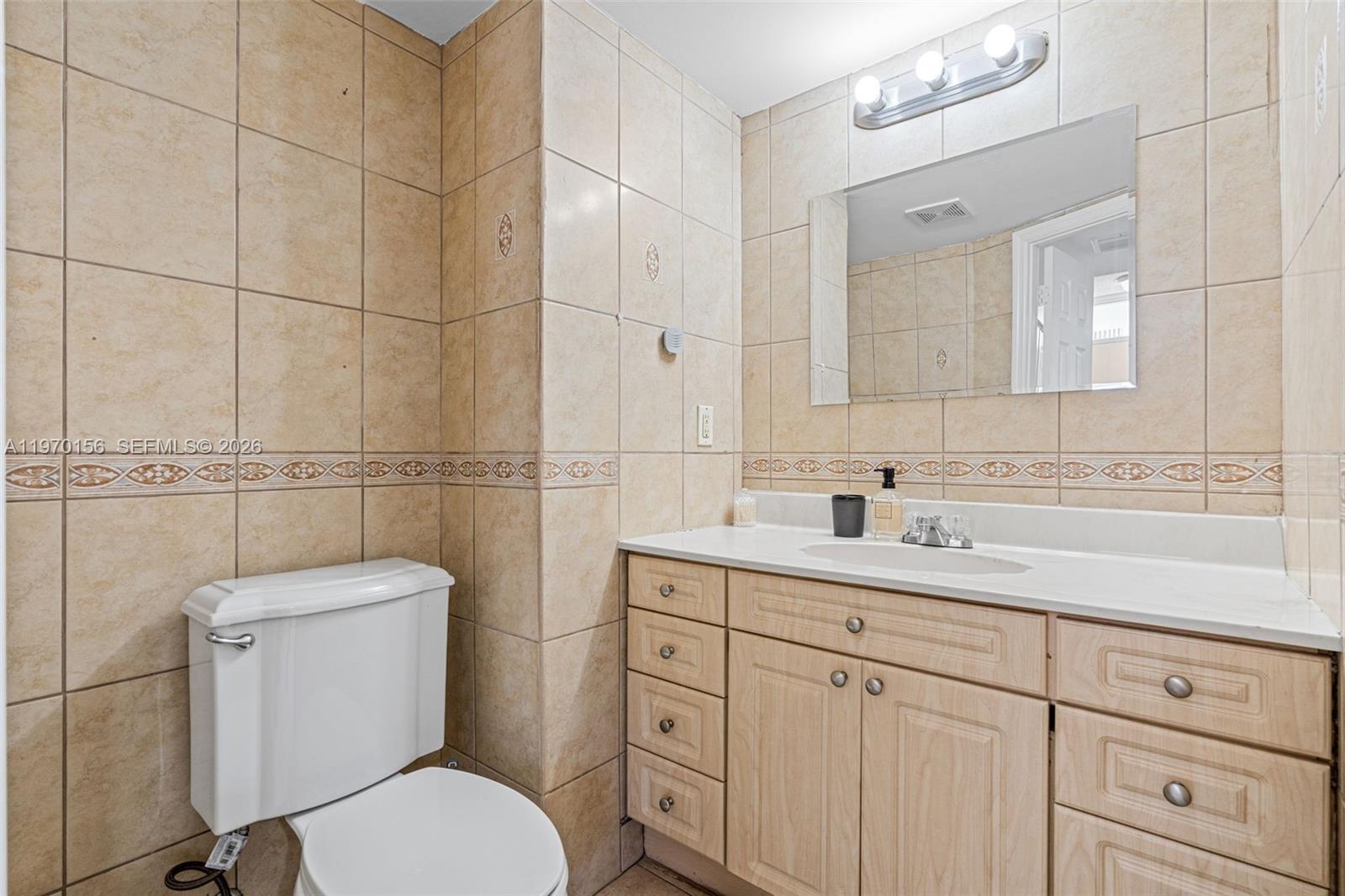 CORAL ISLE EAST CONDO - Residential Lease